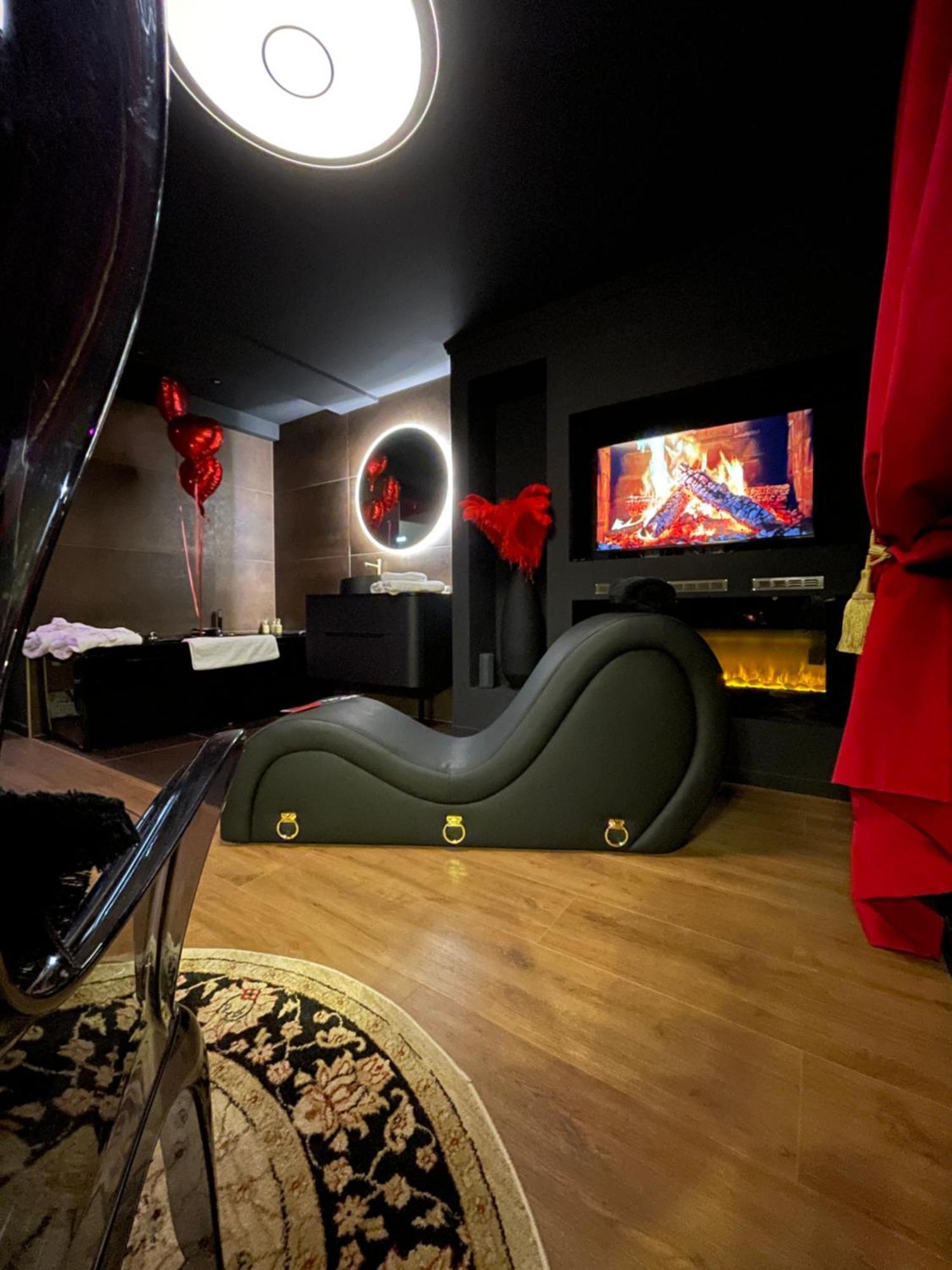 Love Room Casa Amore Prades  Buitenkant foto